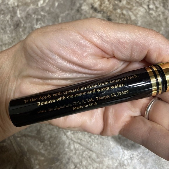 Signature Club A Tube Forming Mascara Full Size Sealed Rare HTF - Picture 6 of 6